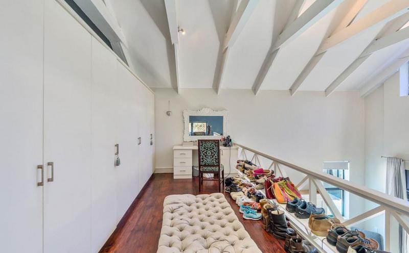 5 Bedroom Property for Sale in Hout Bay Western Cape